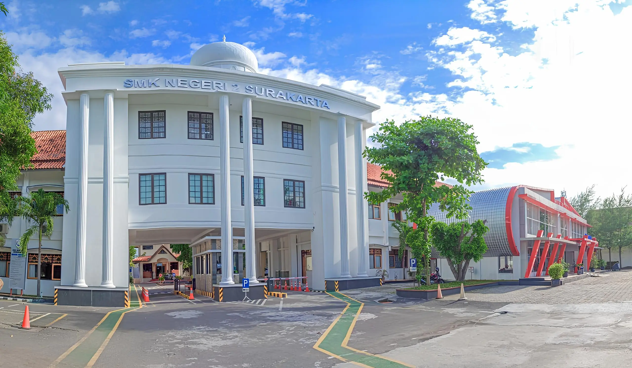 SMA Kolese De Britto School Building